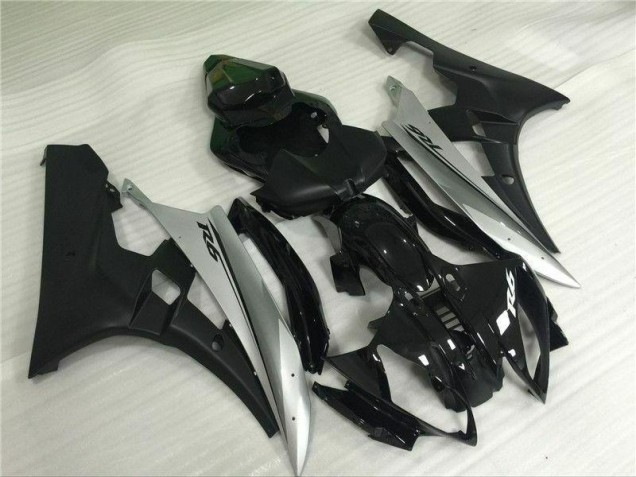 Affordable 2006-2007 Silver Black Yamaha YZF R6 Motorbike Fairing UK