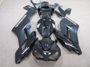 Affordable 2004-2005 Black Honda CBR1000RR Bike Fairing UK