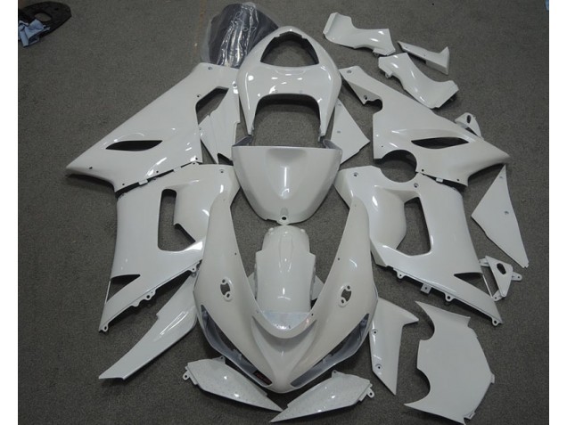 Affordable 2005-2006 White Kawasaki ZX6R Motorcycle Fairings Kit UK